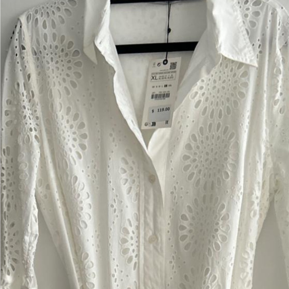 Zara White Eyelet Button Down Shirt